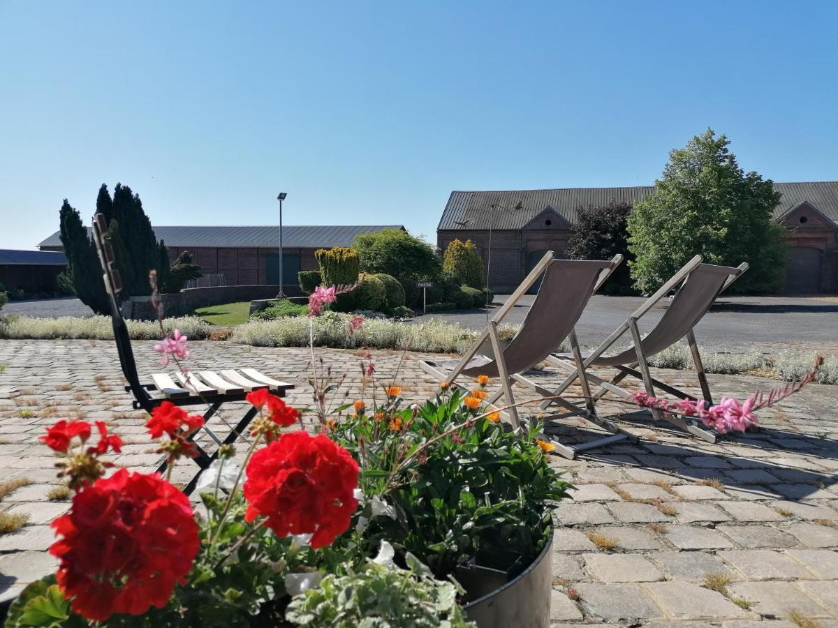 Bed and Breakfast Studio Ferme De Bonavis Banteux Exteriér fotografie